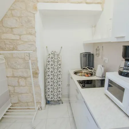Apartment Toma Trogir Exterior photo