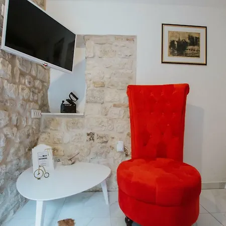 Apartment Toma Trogir Exterior photo